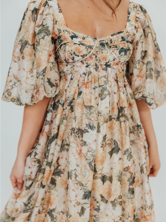 Worth Dresses & Skirts - Worth Yellow Floral Maxi Dress with Puff Sleeves